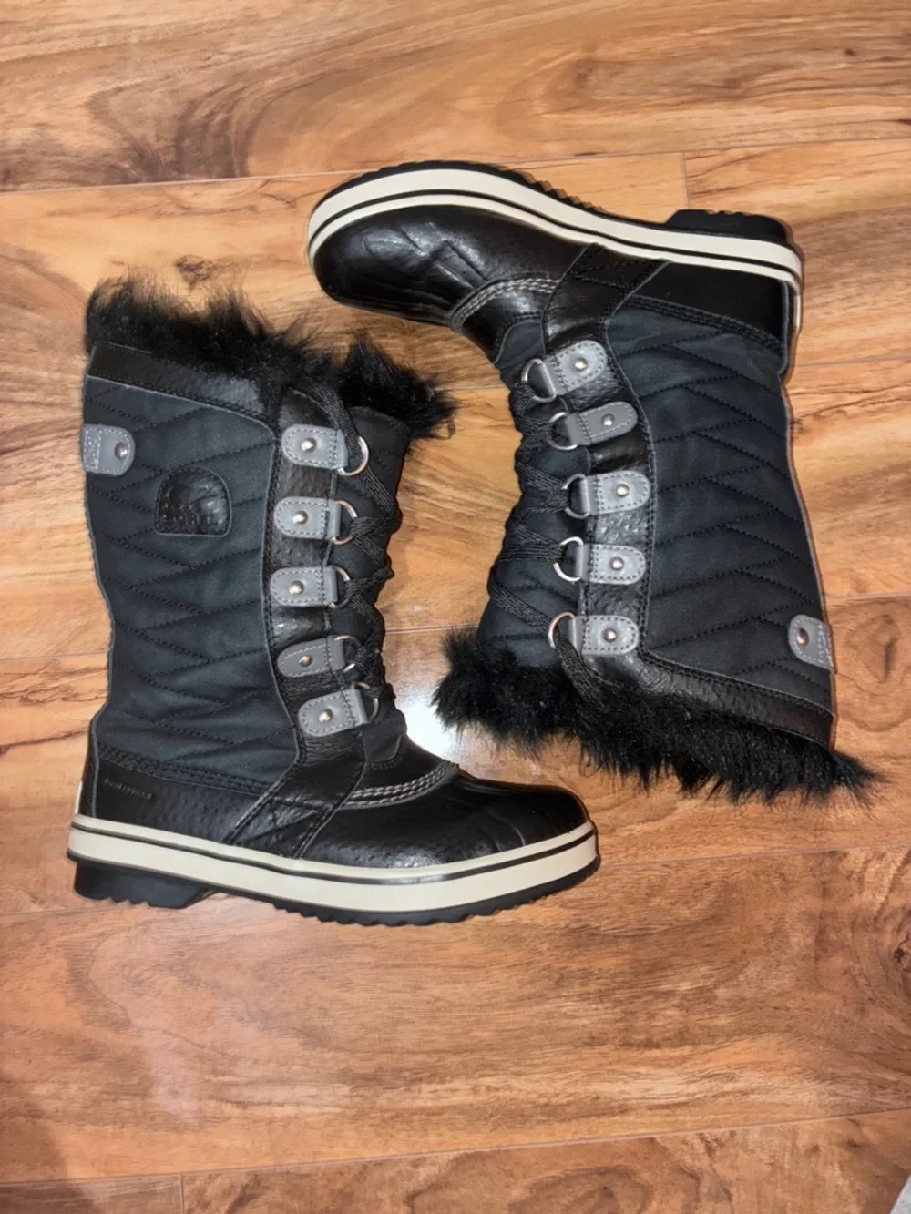Sorel Kids Tofino II waterproof winter snow boots, black- size 3